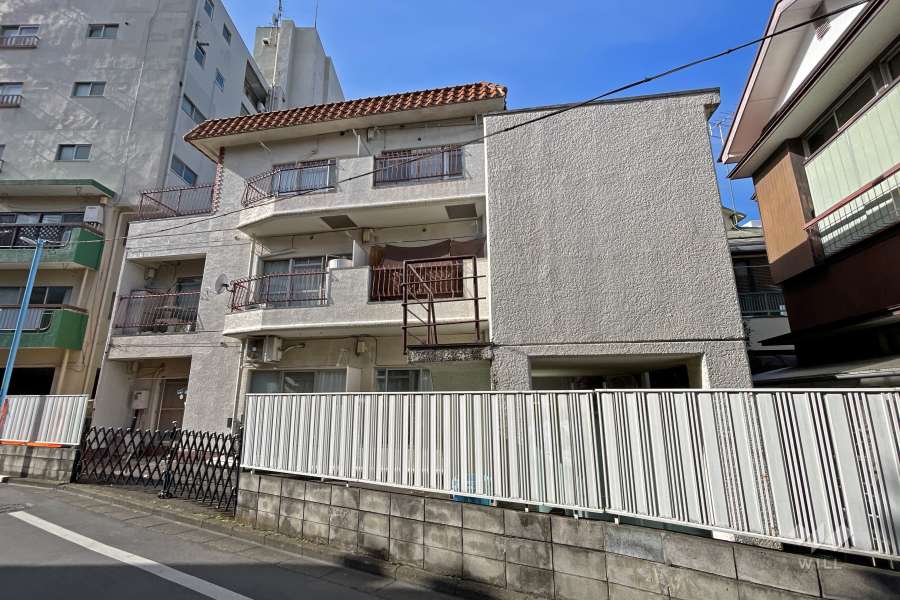 ミフジ阿佐ヶ谷マンションの外観（南東側から）