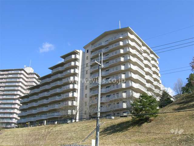 レックスパーク猪名川の外観（南西側から）