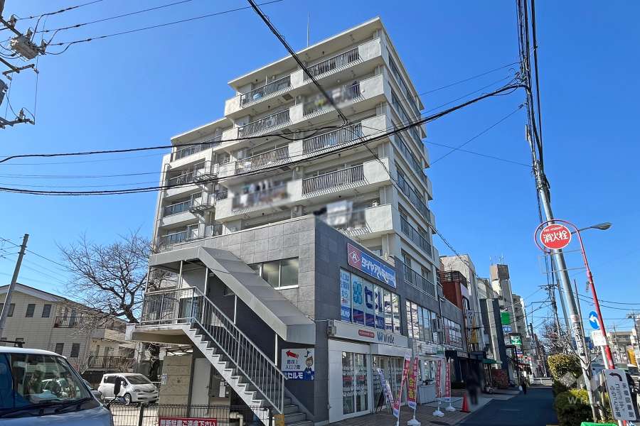 永福ニューハウジングの外観（東側から）