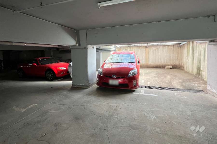 敷地内駐車場（屋内平面式）　