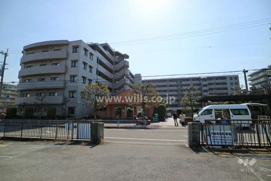 エンゼルハイムパークステージ1番館の外観(北側から)