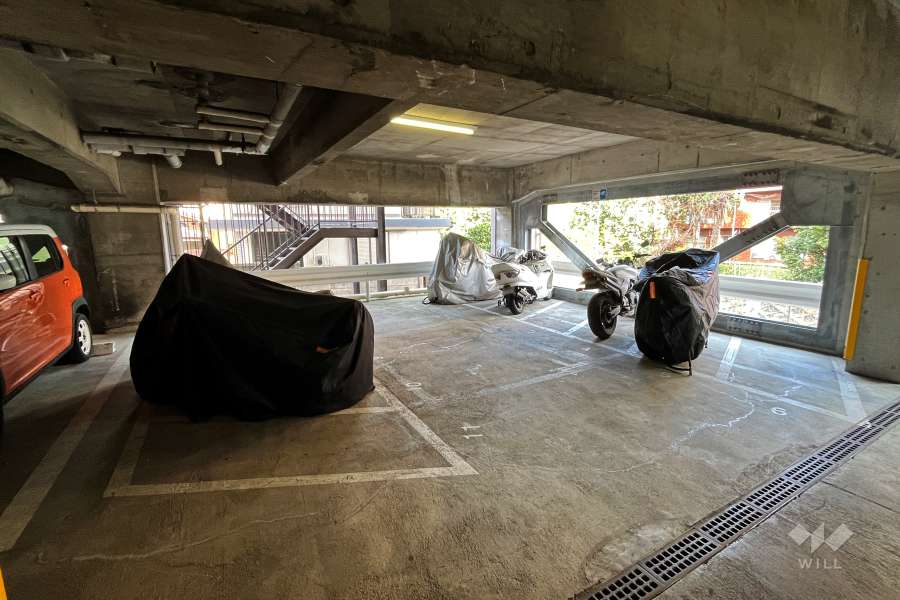 バイク置場