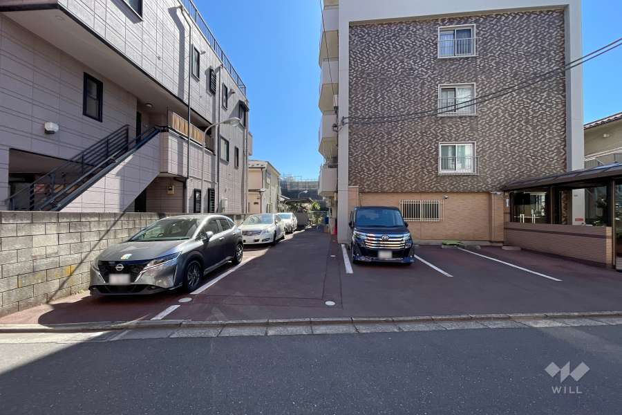 敷地内駐車場（屋外平面式）