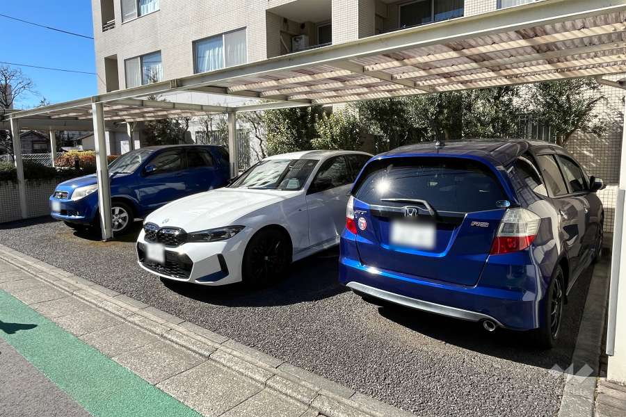 敷地内駐車場（屋外平面式）