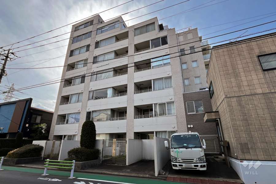 グランドメゾン永福町の外観（北東側から）