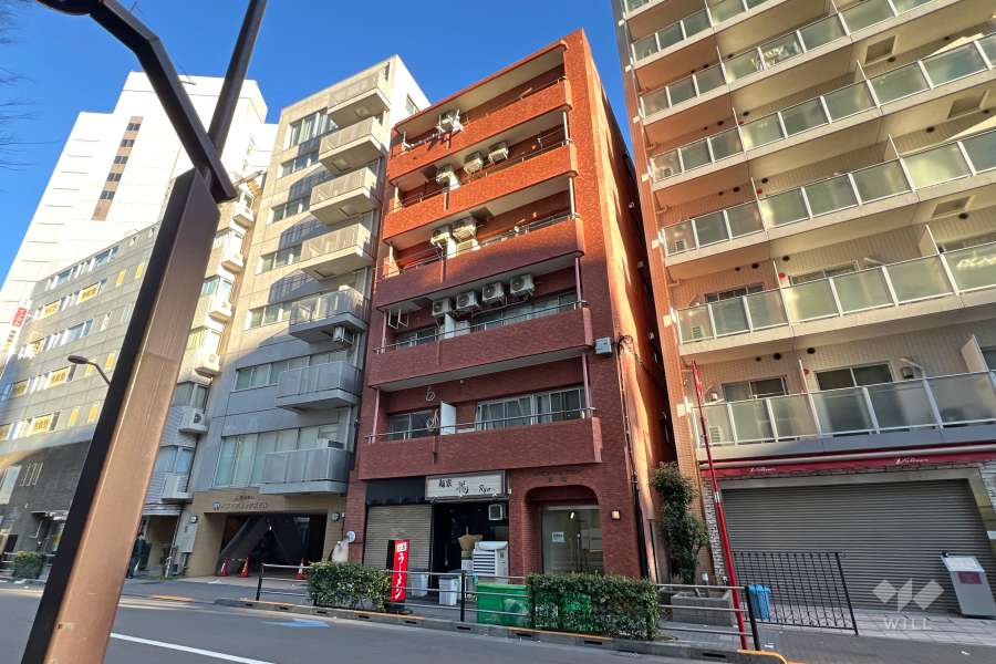 パインマンション荻窪の外観（南側から）