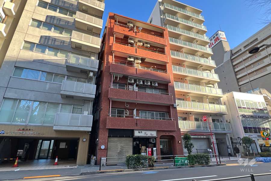 パインマンション荻窪の外観（南西側から）