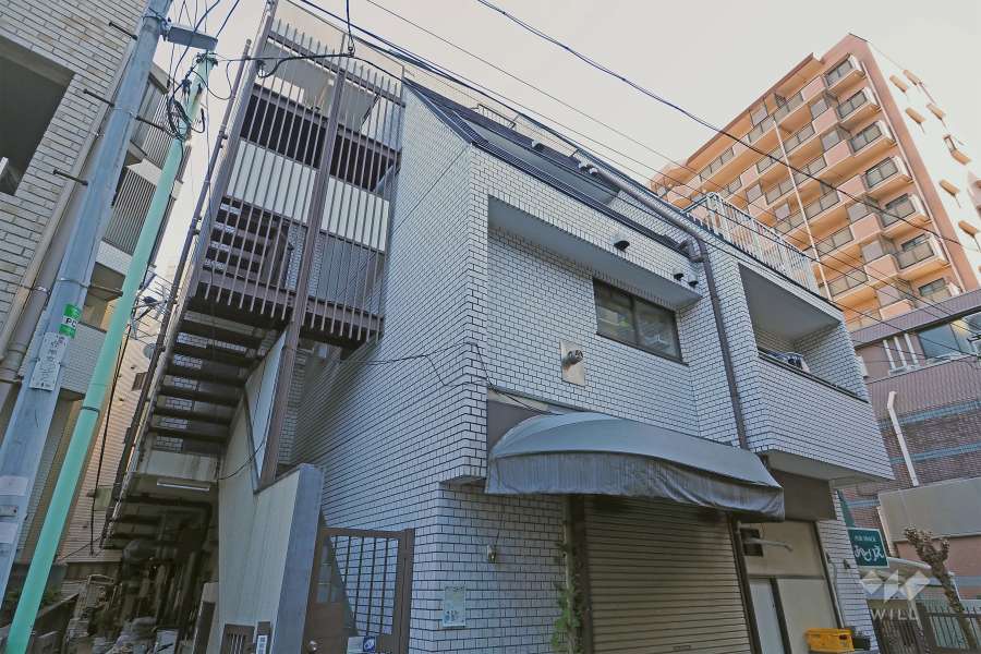 プラザいなばの外観（南西側から）