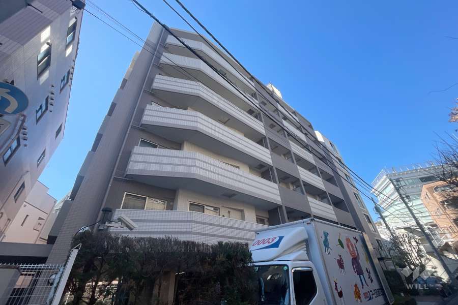 ライオンズグローベル荻窪ラトーリアの外観（北東側から）