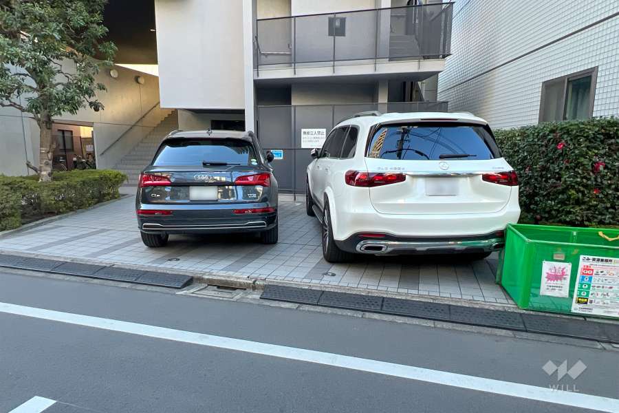 敷地内駐車場（屋外平面式）