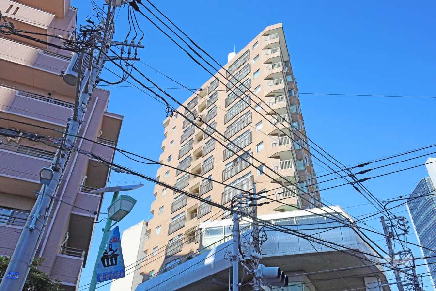 荻窪豊栄ステーションプラザの外観（南側から）