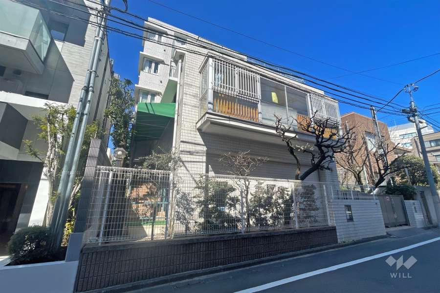 ライオンズマンション荻窪第2の外観（南側から）