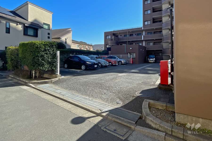 敷地内駐車場（屋外平面式）