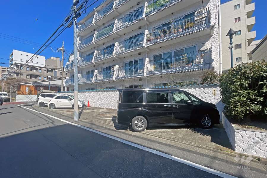 敷地内駐車場（屋外平面式）