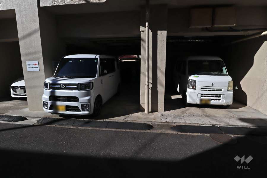 敷地内駐車場（屋内平面式）