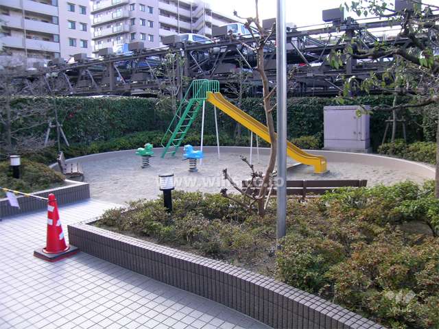 敷地内の公園