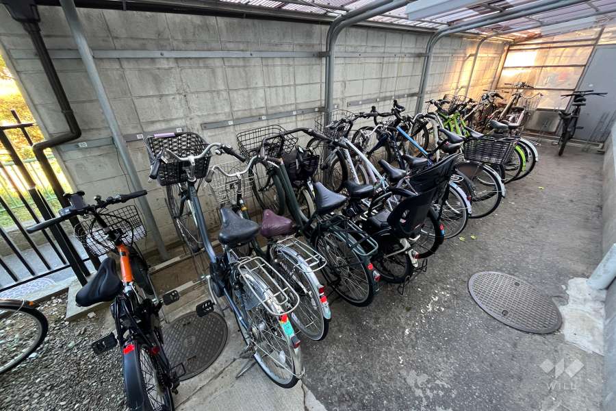 駐輪場（屋根付き）