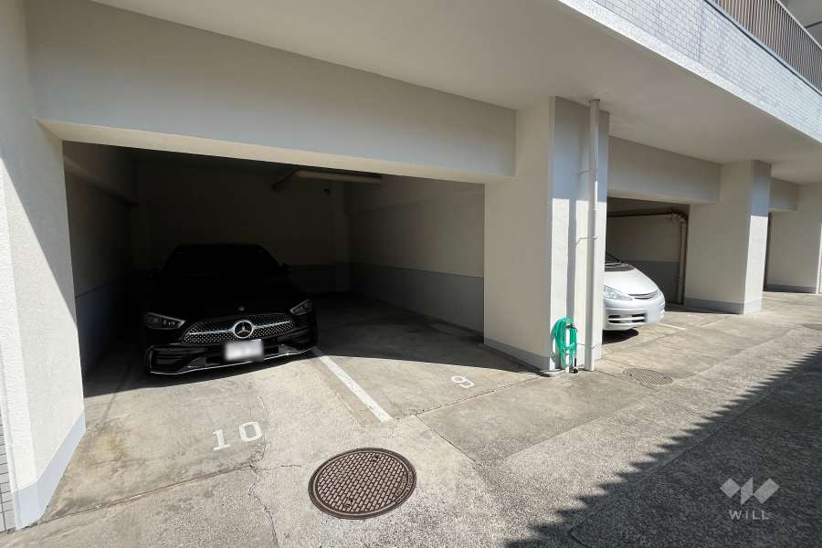 敷地内駐車場（屋内平面式）