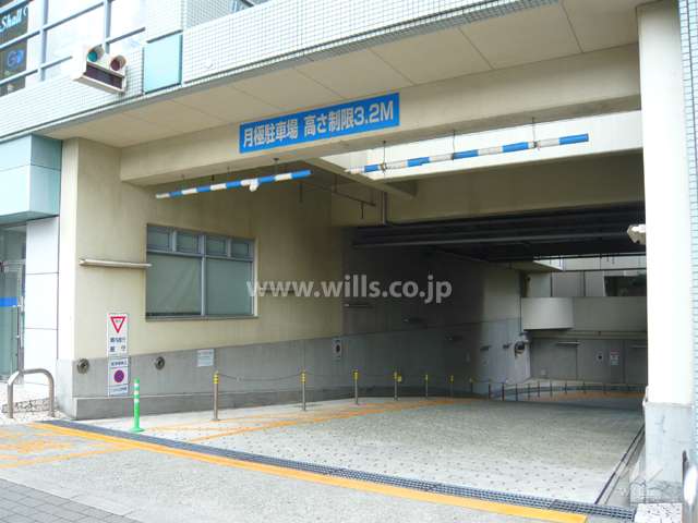 駐車場入口