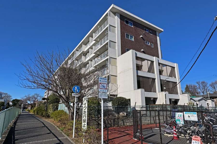 久我山ハイムの外観（南東側から）