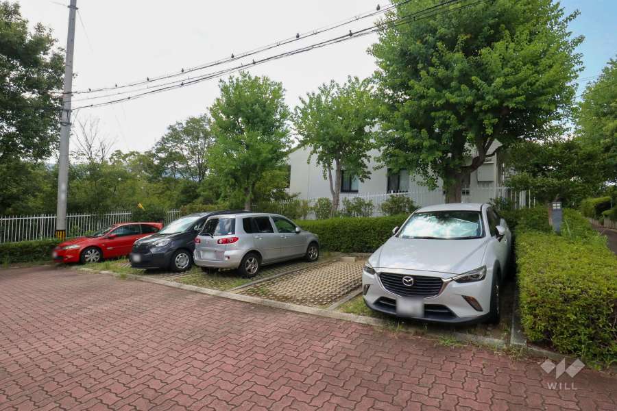 敷地内駐車場（屋外平面式）