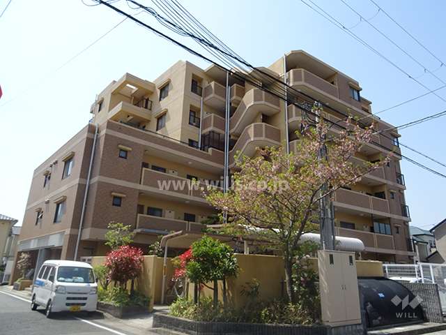 ネオステージ川西駅前の外観（北東側から）