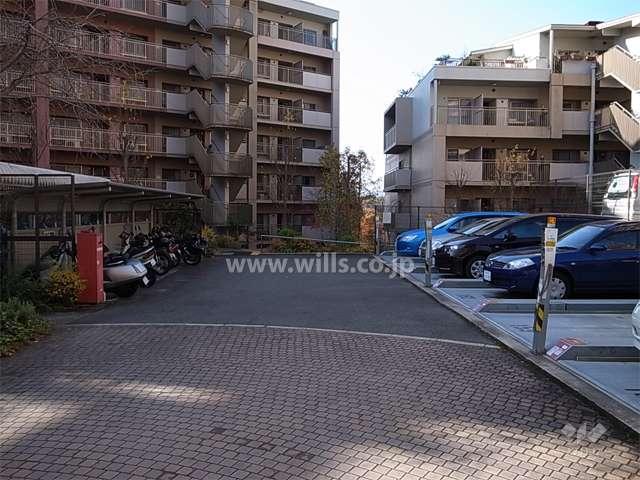 機械式の敷地内駐車場