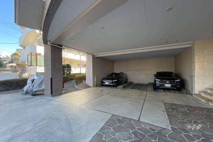 敷地内駐車場（屋内平面式）