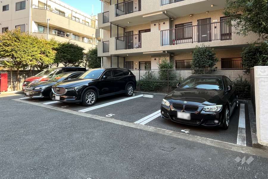 敷地内駐車場（屋外平面式）