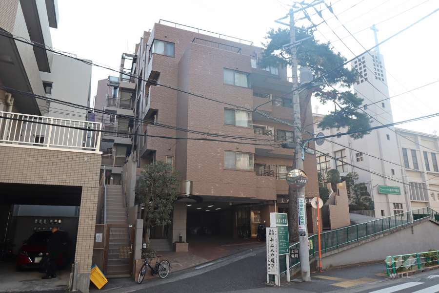 朝日シティパリオ高井戸の外観（北東側から）
