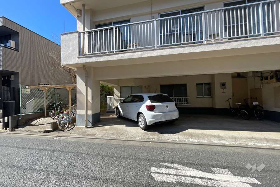 敷地内駐車場（屋内平面式）