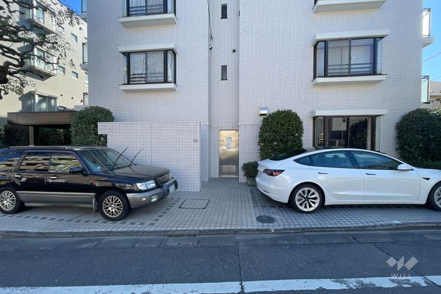 敷地内駐車場（屋外平面式）