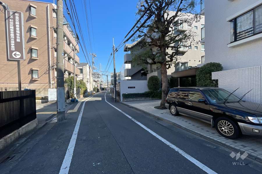 敷地北側の前面道路　