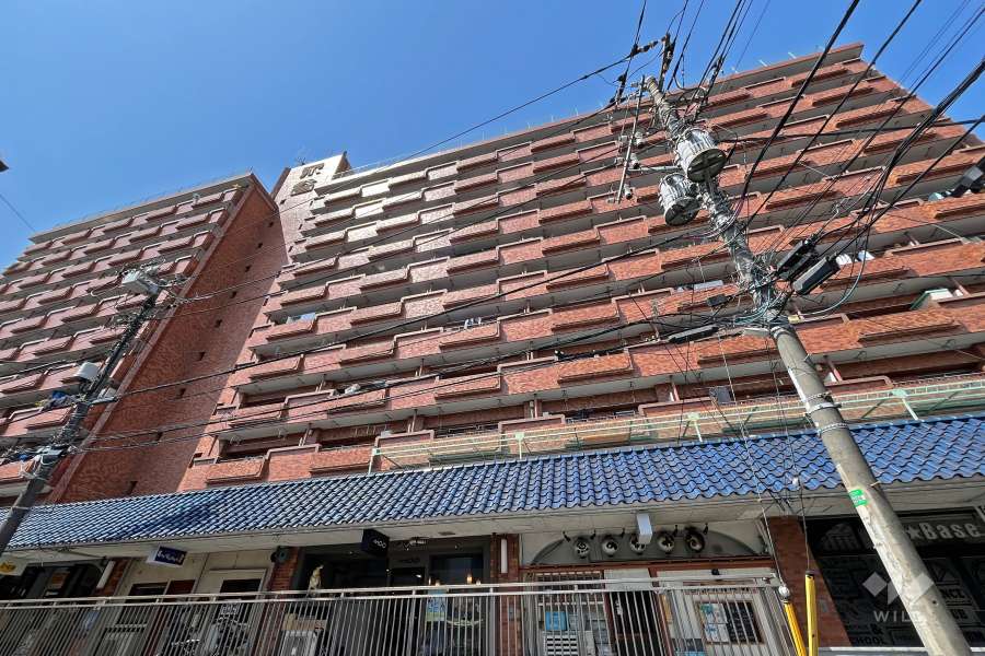 高井戸永谷マンションの外観（東側から）