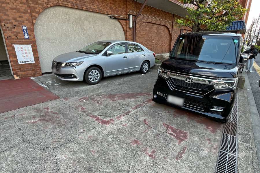 敷地内駐車場（屋外平面式）