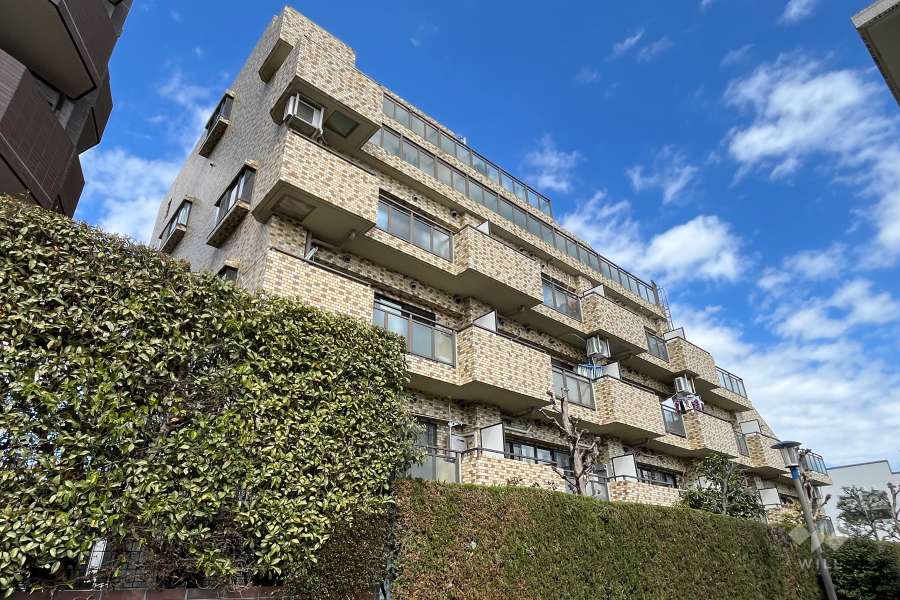 藤和高井戸コープの外観（南東側から）