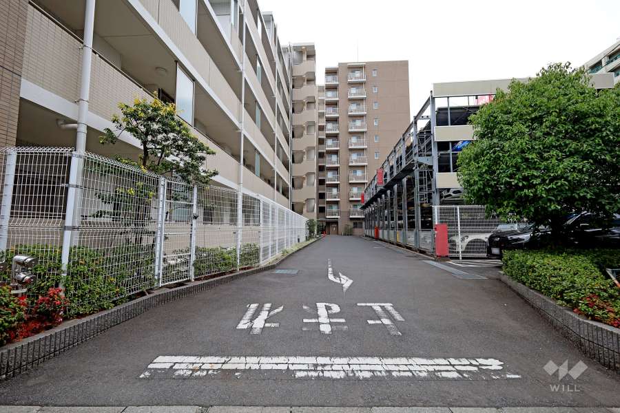 駐車場の出入り口