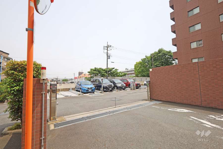 駐車場の出入口