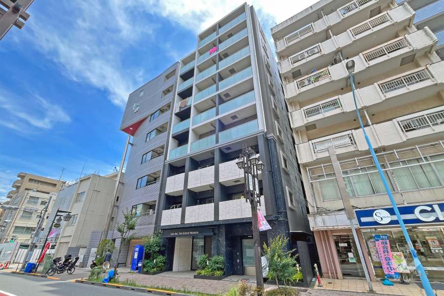 グローベルザ高円寺プレミアムの外観（北西側から）