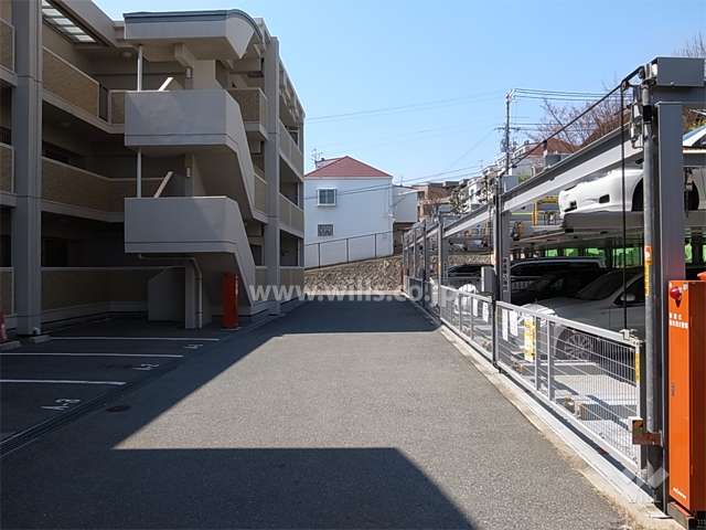 敷地内駐車場