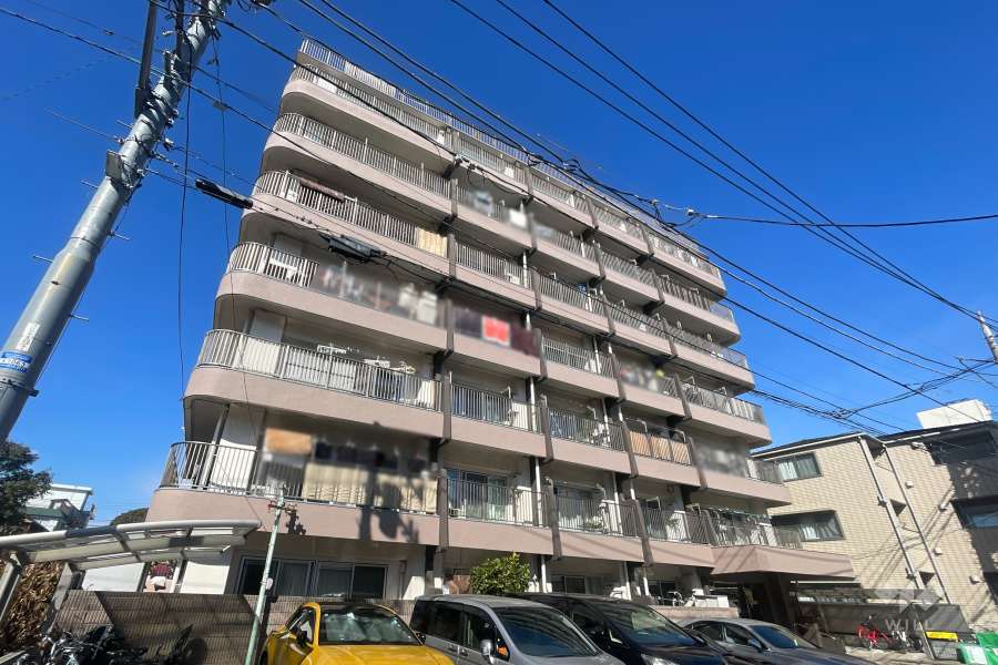 高円寺南パールマンションの外観（南東側から）