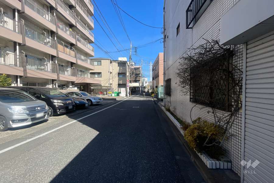 敷地東側の前面道路　