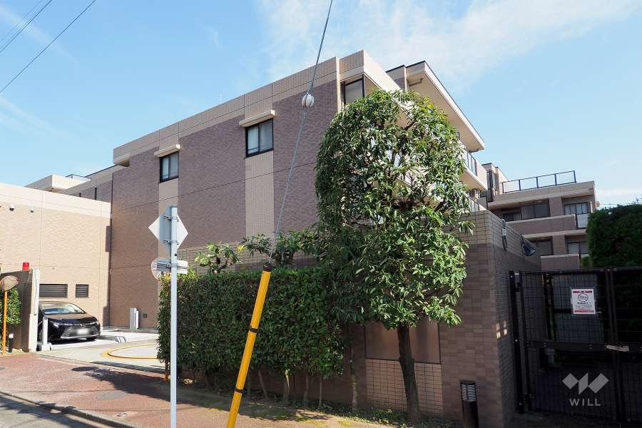 ライオンズマンション中野桃園の外観（北西側から）