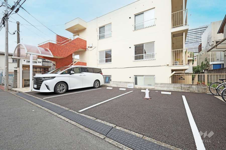 敷地内駐車場（屋外平面式）