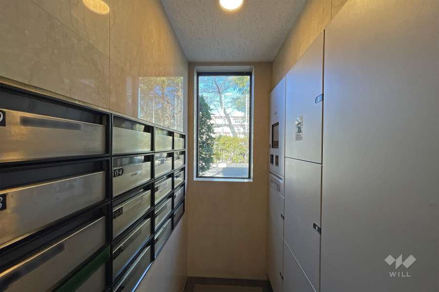 共用ポストと宅配ボックス