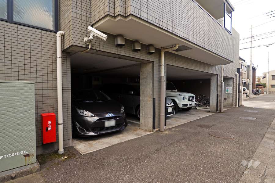 敷地内駐車場（屋内平面式）