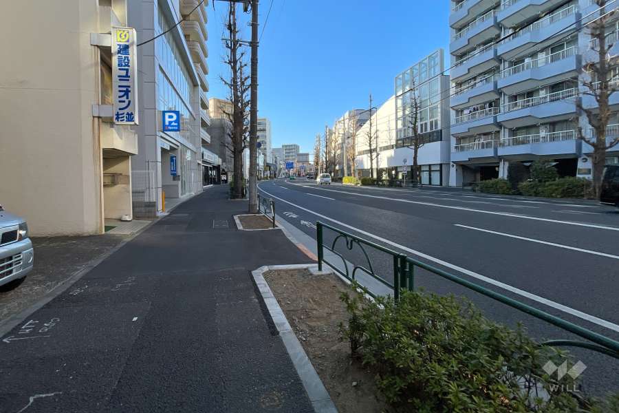 敷地南西側の前面道路　