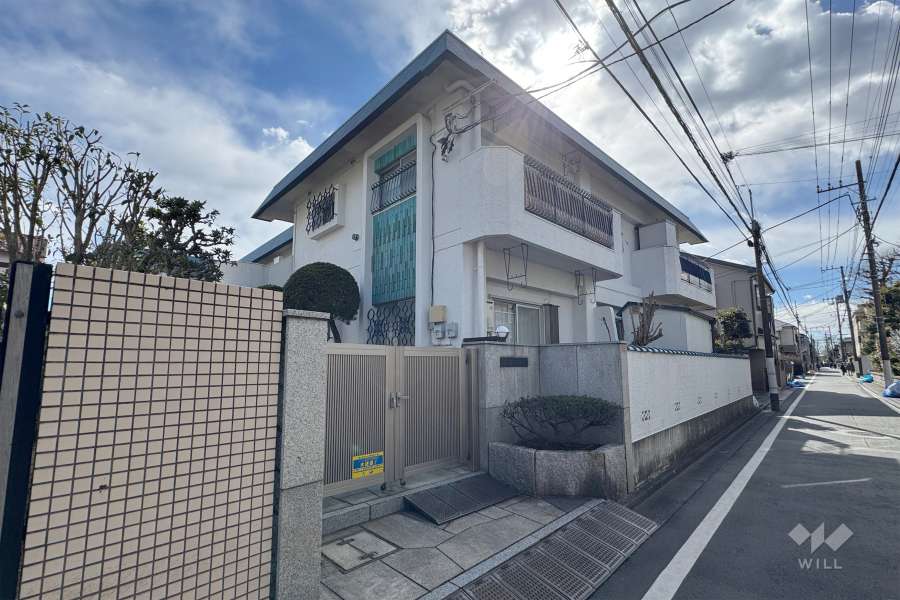 西荻窪パールハイツの外観（北西側から）.