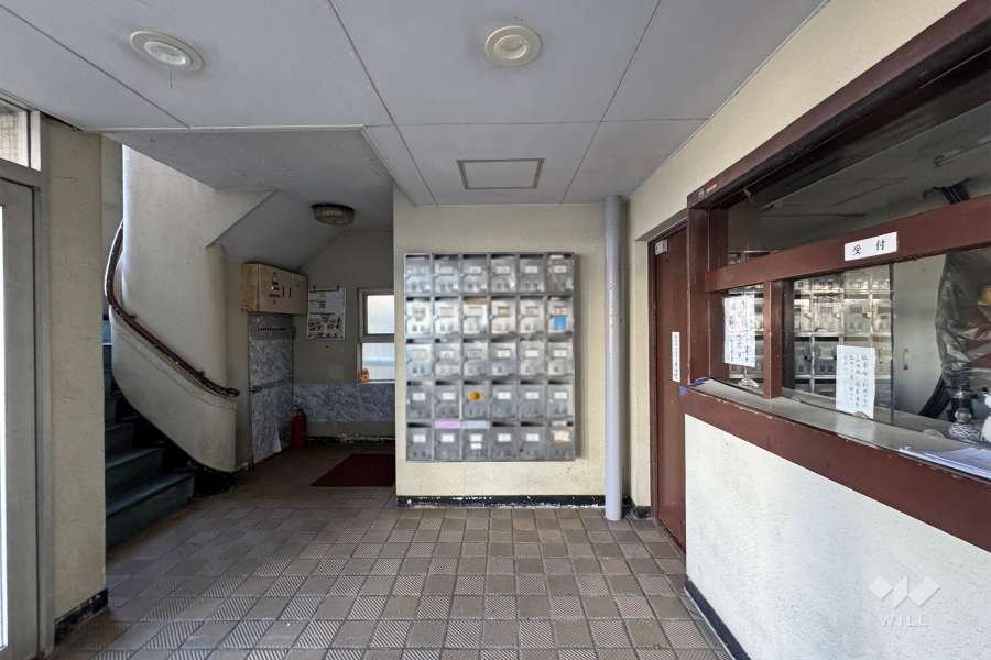 エントランスホール