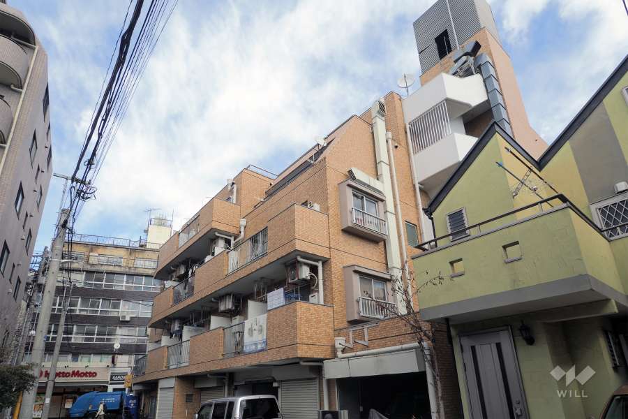ライオンズマンション上井草池田の外観（南西側から）